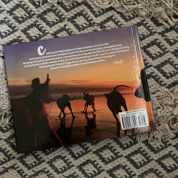 New! Book - Picture 2 of 5